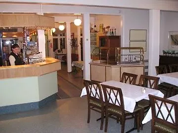 ホテル Artukaisten Paviljonki 3*